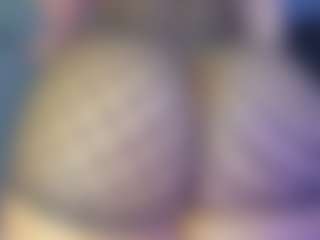 CataGomez's Live Sex Cam Show