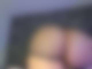 CataGomez's Live Sex Cam Show