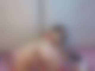 Live cam show with AlissonFreckles - Brown Hair on 1on1-livenow