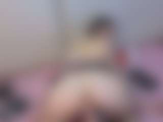 AlissonFreckles's Live Sex Cam Show