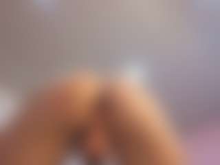 AlissonFreckles's Live Sex Cam Show