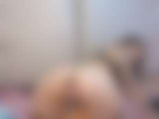 Live cam show with AlissonFreckles - Big Ass on CamSodaAdn