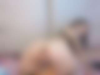 AlissonFreckles's Live Sex Cam Show