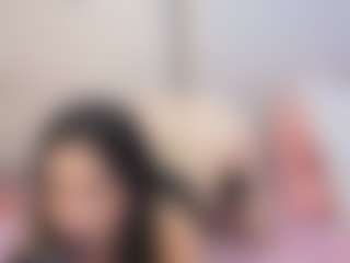 Live cam show with AlissonFreckles - Brown Hair on Camming Site