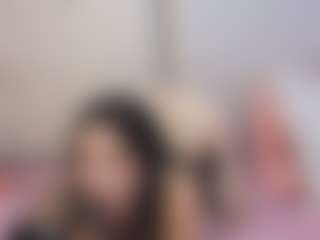 Live cam show with AlissonFreckles - Brown Hair on Camming Site
