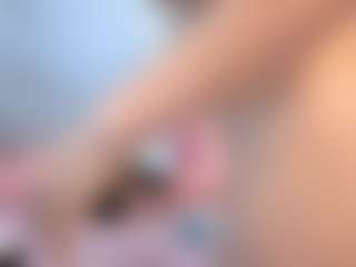 AlissonFreckles's Live Sex Cam Show
