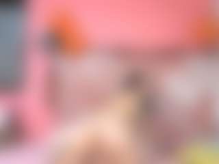 Live cam show with AlissonFreckles - Big Tits Small Tits on Camming Site