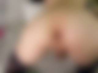 Live cam show with CuteArii - Facial Piercings on Instabang