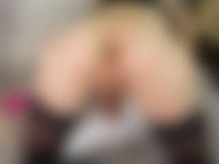 CuteArii's Live Sex Cam Show