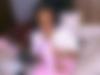 Live cam show with Bustycece - Thick on Strip Flash - Live Sex Shows