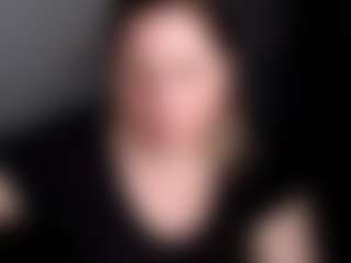 Live cam show with candycream17 - Green Eyes on studioflirtlive.com