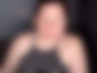 candycream17's Live Sex Cam Show