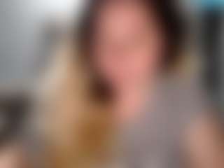 candycream17's Live Sex Cam Show