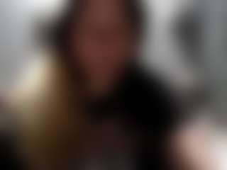 candycream17's Live Sex Cam Show