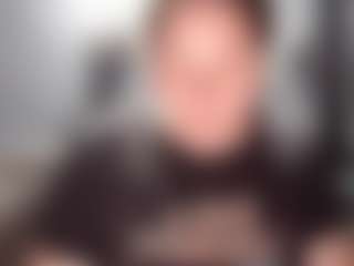 candycream17's Live Sex Cam Show