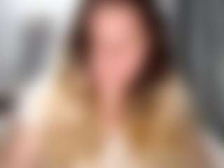 candycream17's Live Sex Cam Show