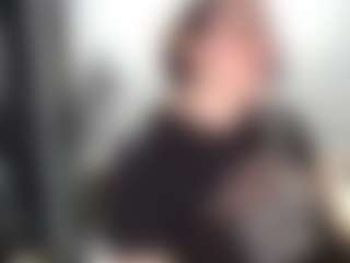 Live cam show with candycream17 - Smoking on sexylive.show