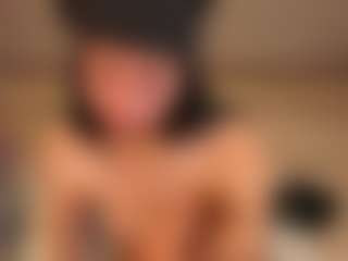 Flora's Live Sex Cam Show