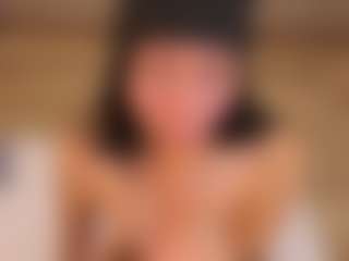 Flora's Live Sex Cam Show