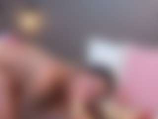 Live cam show with ChannelBrunnette - Ebony on hrnylive.com | united states