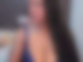 Live cam show with ChannelBrunnette - Ebony on Soda Cam | united states