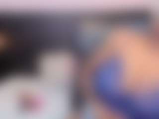 Live cam show with ChannelBrunnette - Slave on Camsoda