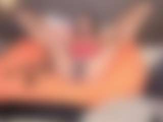 TammyLynn MILF webcam performer live streaming