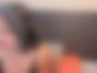 Live cam show with TammyLynn - Squirt MILF on AdultVida.com