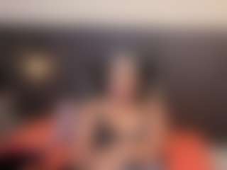 Live cam show with TammyLynn - Athletic MILF on Milfs Live