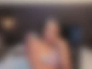 Live cam show with TammyLynn - Athletic on boobsie.com