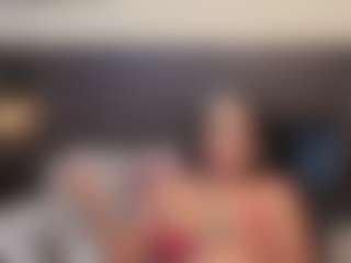 Live cam show with TammyLynn - Body Massage on nudelive.tv