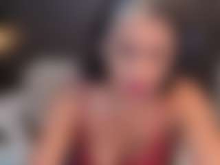 Live cam show with TammyLynn - Small Tits Mature on Dare Cams