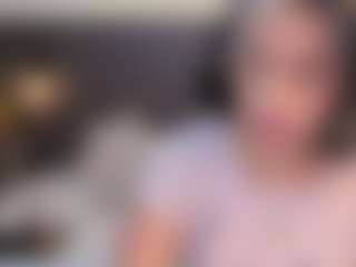 Live cam show with TammyLynn - Brown Hair MILF on Milfs Live