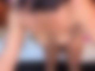 Live cam show with TammyLynn - Normal on TeamSkeetLive