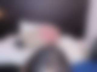 Live cam show with TammyLynn - Brown Hair MILF on Strip Flash - Live Sex Shows