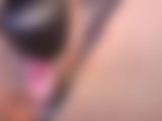 Live cam show with TammyLynn - Middle Aged on Camsoda