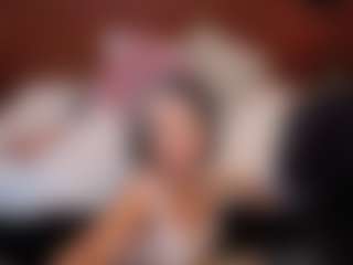 Live cam show with TammyLynn - Brown Hair on Camsoda