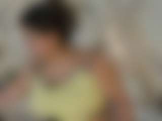 Live cam show with Ariht - Thick on livesuperchat.net