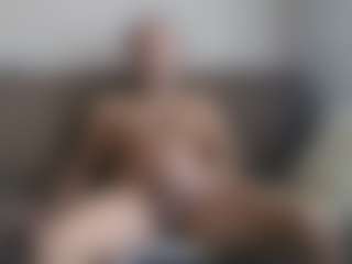 Live cam show with Buck Wessle - Bear on sexylive.show
