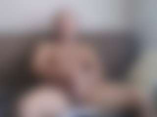 Live cam show with Buck Wessle - Brown Eyes on liverealitysex.com