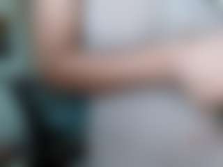 LondonSquirts's Live Sex Cam Show
