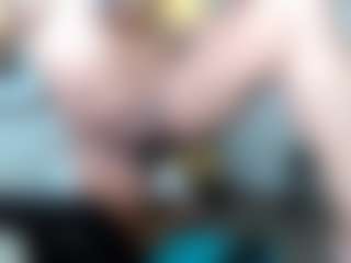 LondonSquirts's Live Sex Cam Show