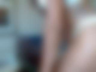 LondonSquirts's Live Sex Cam Show