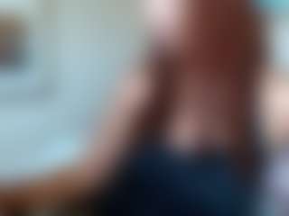 LondonSquirts's Live Sex Cam Show