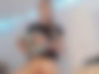 Live cam show with nicoledollts - Tease on Free Soda