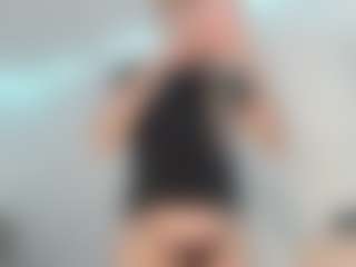 nicoledollts's Live Sex Cam Show