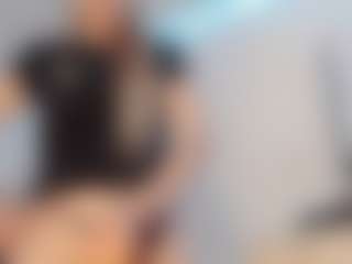 Live cam show with nicoledollts - Colombia on SpankPalCams