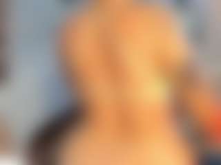Live cam show with Alahia-Dangelo - Ride Torso on Fit Hotties