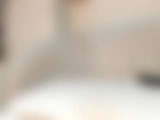 Live cam show with Alahia-Dangelo - Smoking on Camsoda