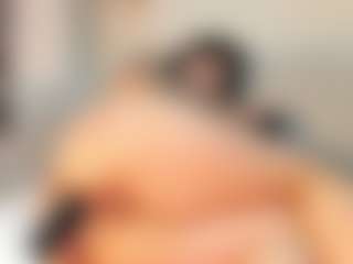 Live cam show with Alahia-Dangelo - Public on googirlz
